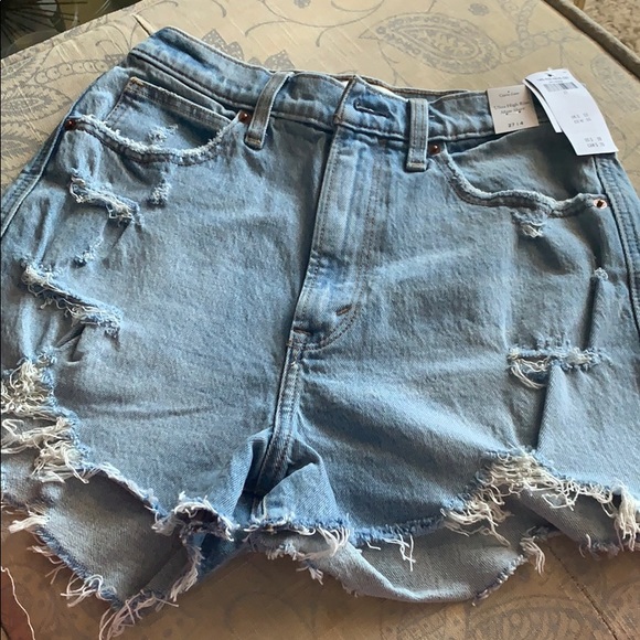 Abercrombie & Fitch Pants - Ultra high rise mom short